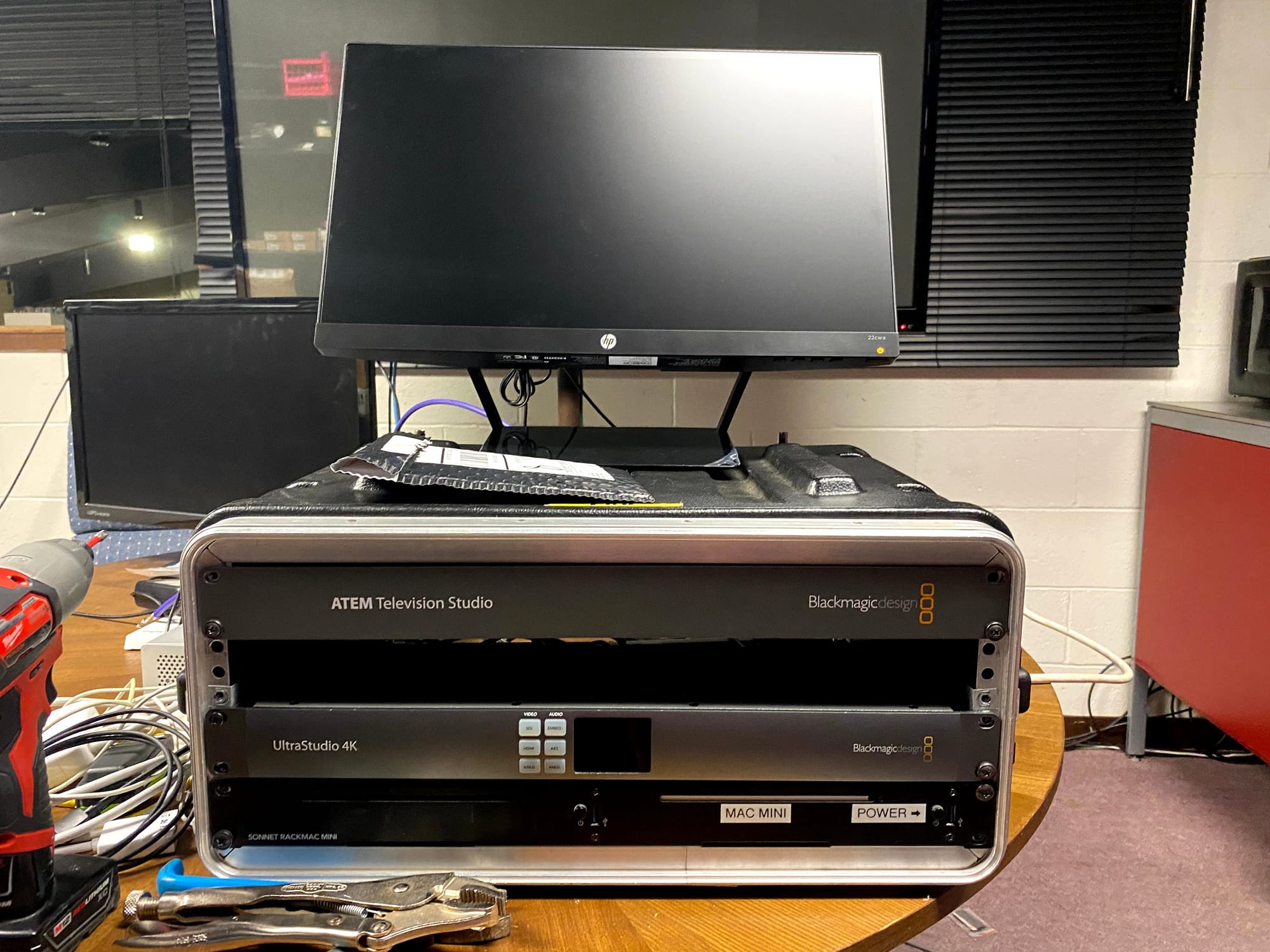 Portable livestream rack