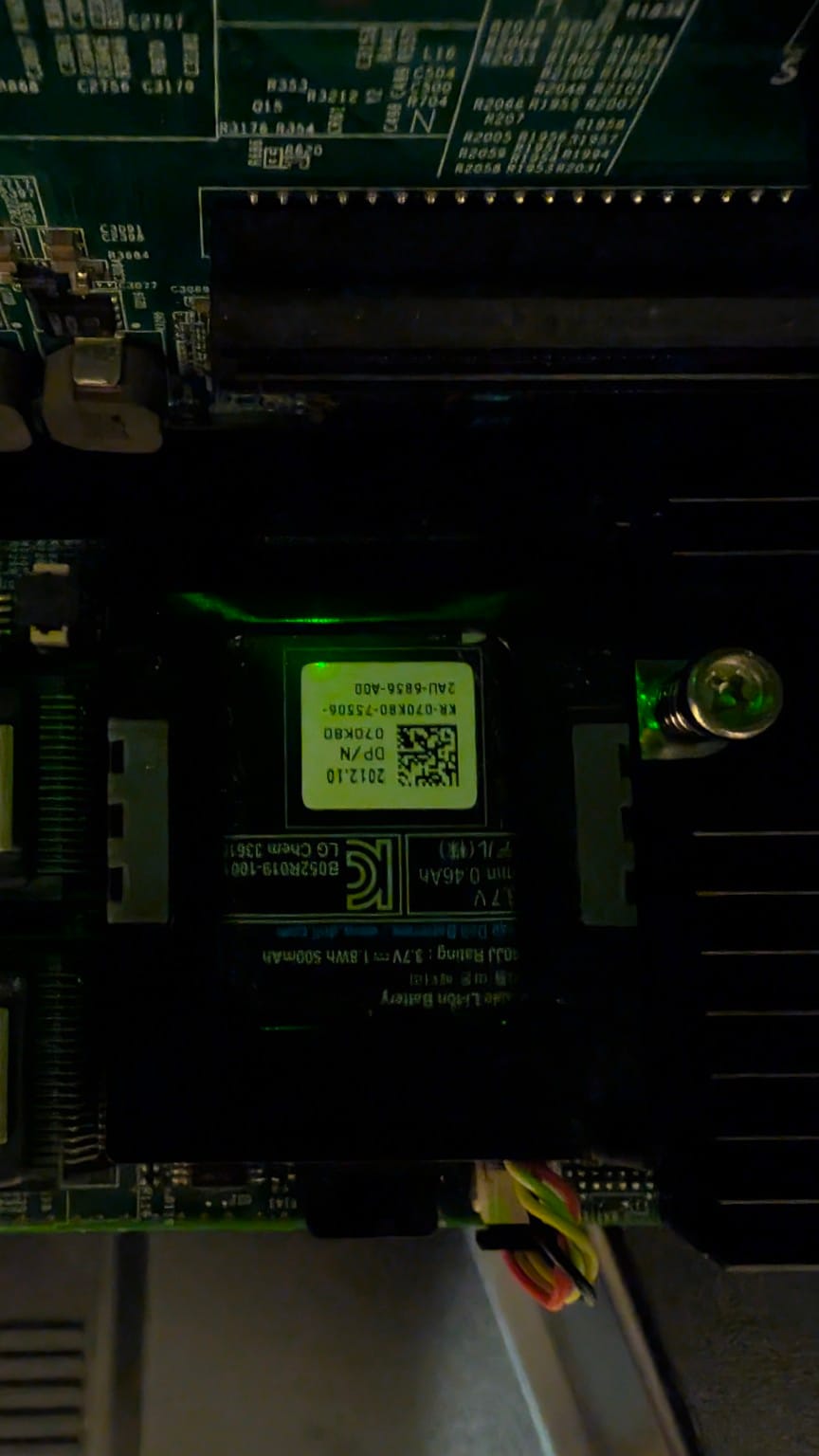 Dell PERC H710 Mini Mono installed in my PowerEdge T420 before flashing to IT mode.
